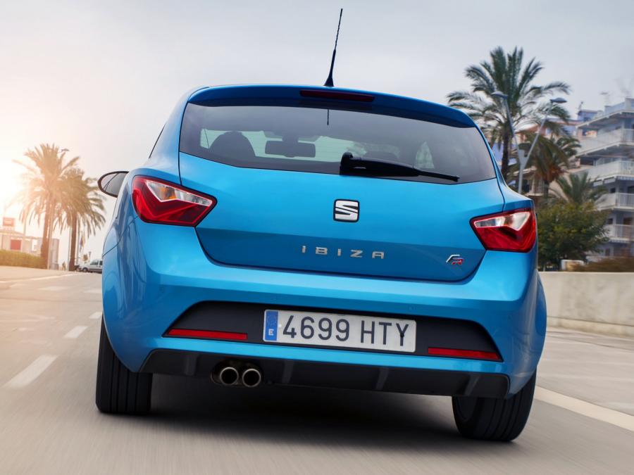  Seat Ibiza SC FR 2012 года  (фото 12 из 24)